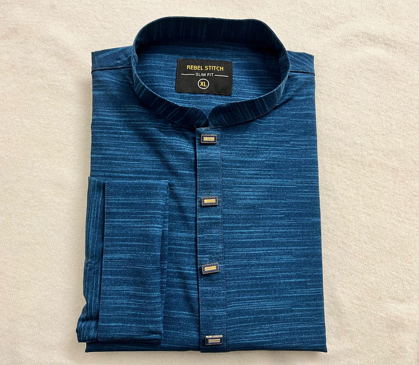 Ammeri Neel: Dive into Deep Blue Elegance